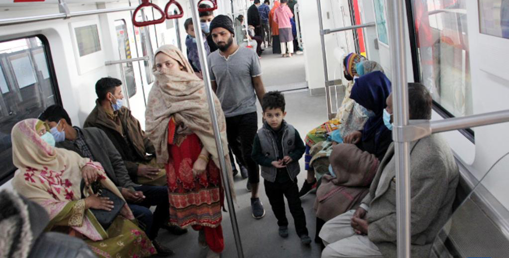 中国とパキスタンの友誼の証・地下鉄「オレンジライン」　 パキスタン第2の都市ラホールを走る地下鉄・オレンジラインは2020年10月25日に開通した。同線はパキスタン初の地下鉄で、現時点でも唯一の地下鉄となっている。