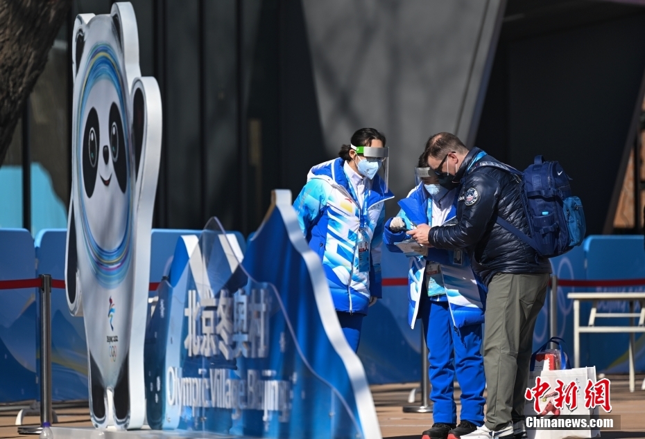 世界各地から選手団が北京冬季五輪選手村に続々到着　北京