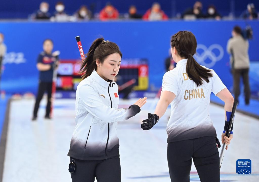 北京冬季五輪カーリング女子1次リーグで中国が韓国下す