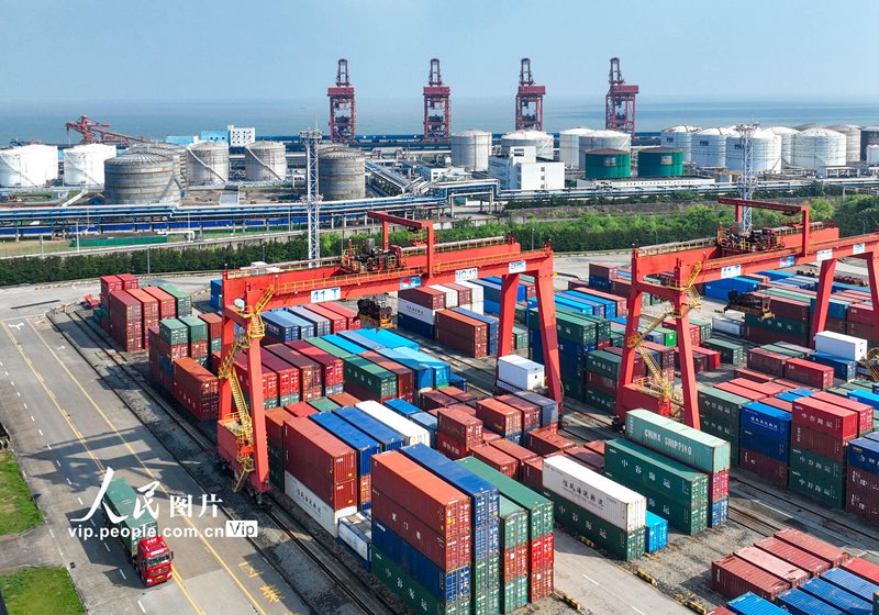 浙江・寧波舟山港、海陸複合一貫輸送が100万TEU超に