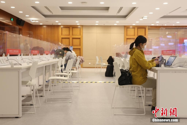 第20回党大会プレスセンターが始動、外国人記者「中国共産党をより良く知りたい」