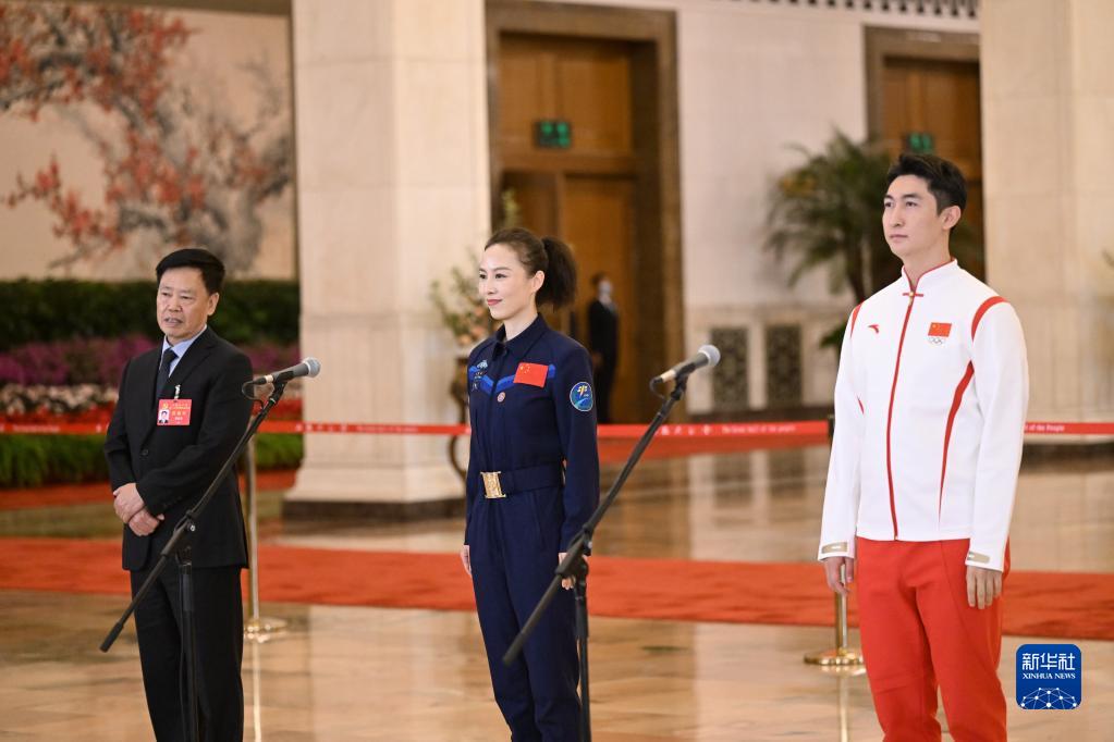 第20回党大会「党代表通路」取材活動実施