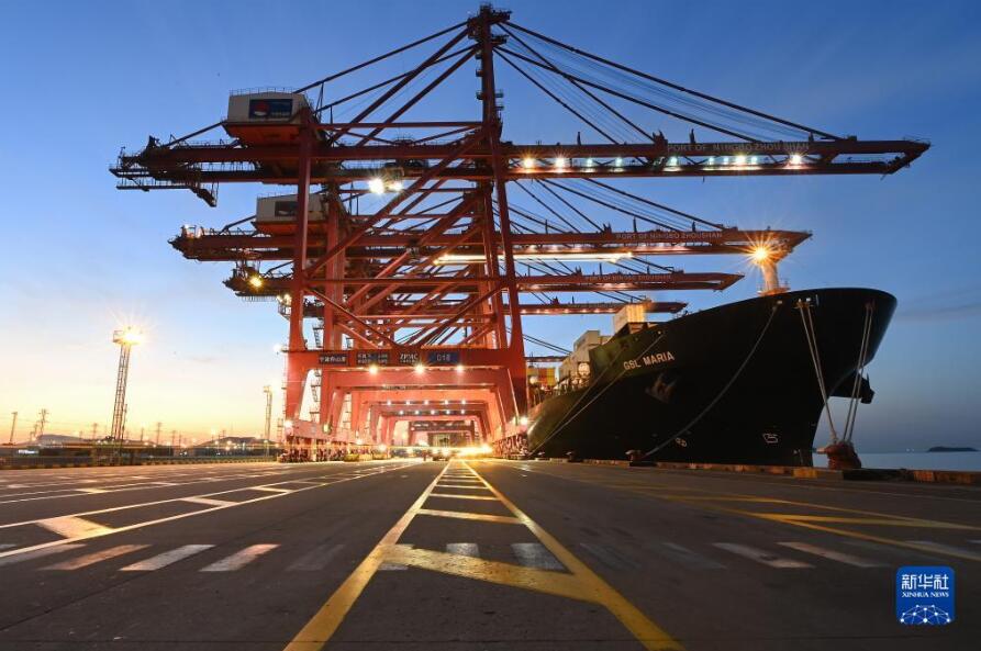 寧波舟山港をたずねて　年間貨物処理能力は14年連続で世界一