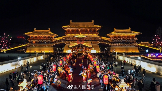 中国、今年の予想国内観光者数延べ45.5億人