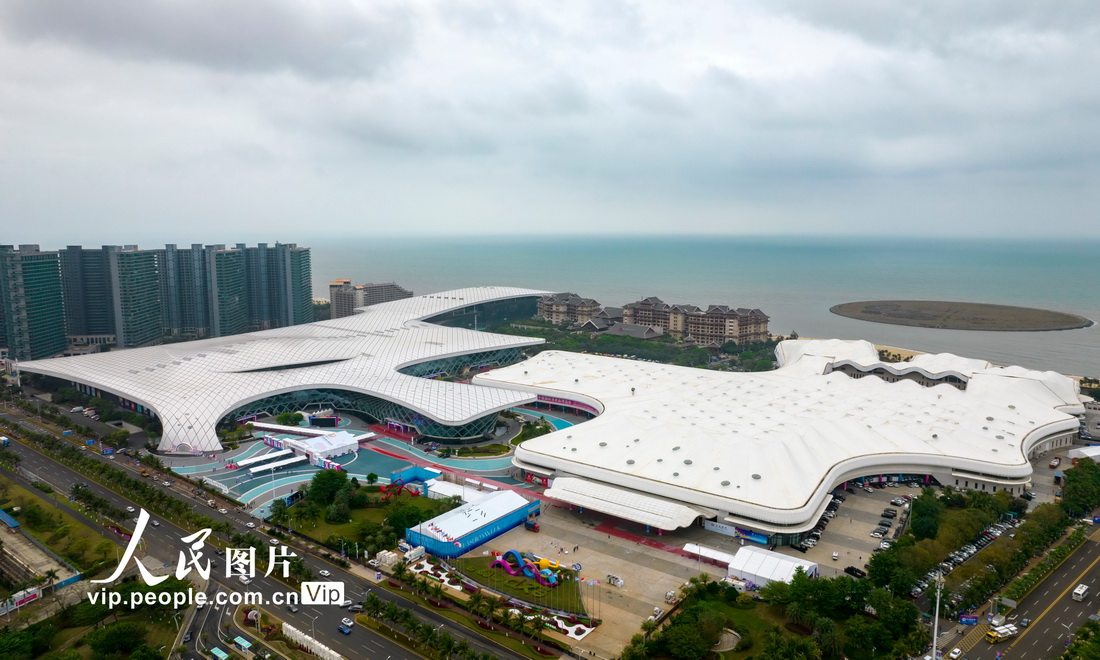 「第3回中国国際消費財博覧会」が開幕　海南省