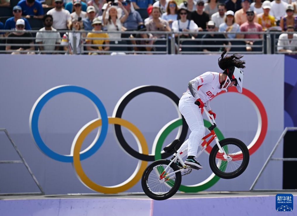 自転車BMXフリースタイル・パーク女子で中国の鄧雅文選手が金　パリ五輪