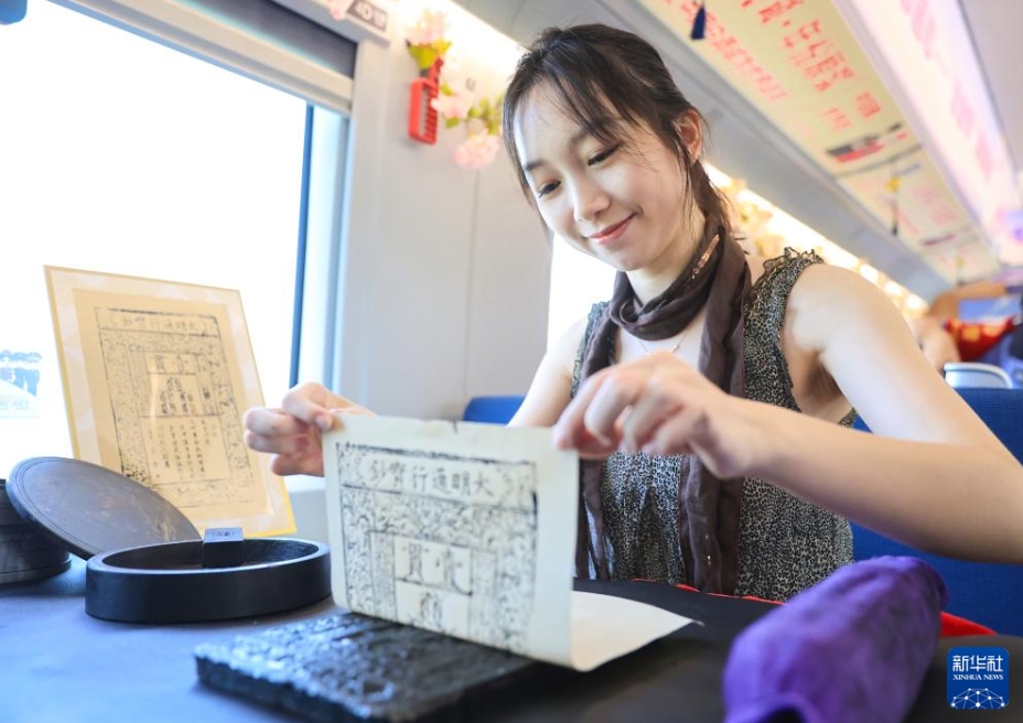 列車内で旧暦の七夕迎えるイベント