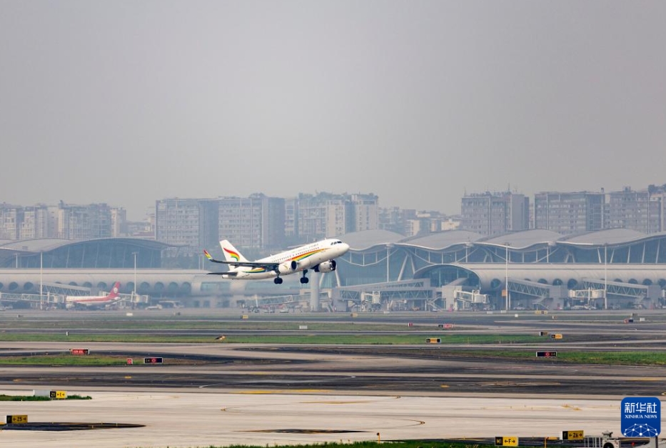 重慶江北国際空港第3ターミナルビルB棟の運用スタート