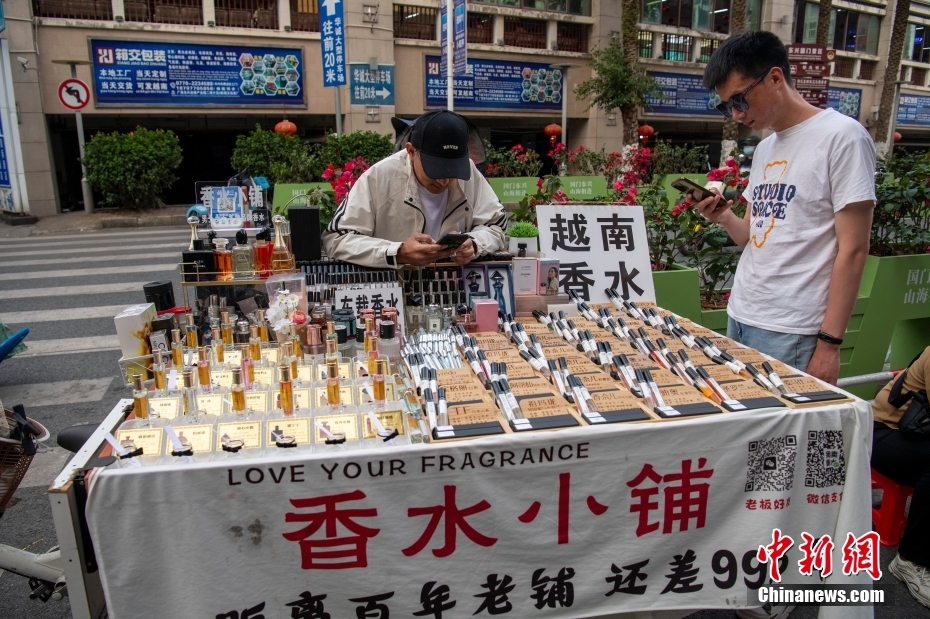 中国とベトナムの国境地帯にある広西・東興が「稼げる街」に