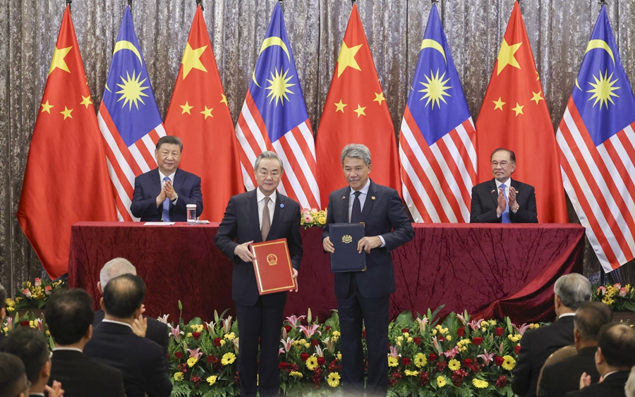 中国とマレーシアが二国間協力文書交換　習近平国家主席とアンワル首相が立ち会う