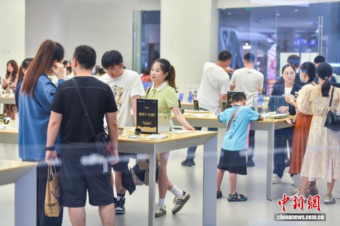 海南の離島免税店、各種「サマープロ―モーション」で集客
