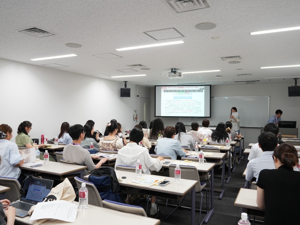 会場の様子（撮影・許可）