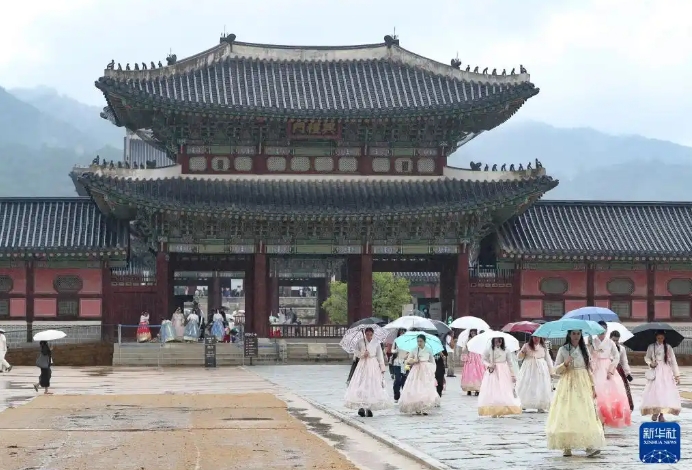 韓国が9月末から中国からの団体旅行客対象にビザ免除措置実施へ