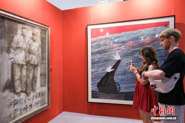「中国人民抗日戦争・世界反ファシズム戦争勝利80周年・名家名作展」が香港で開幕