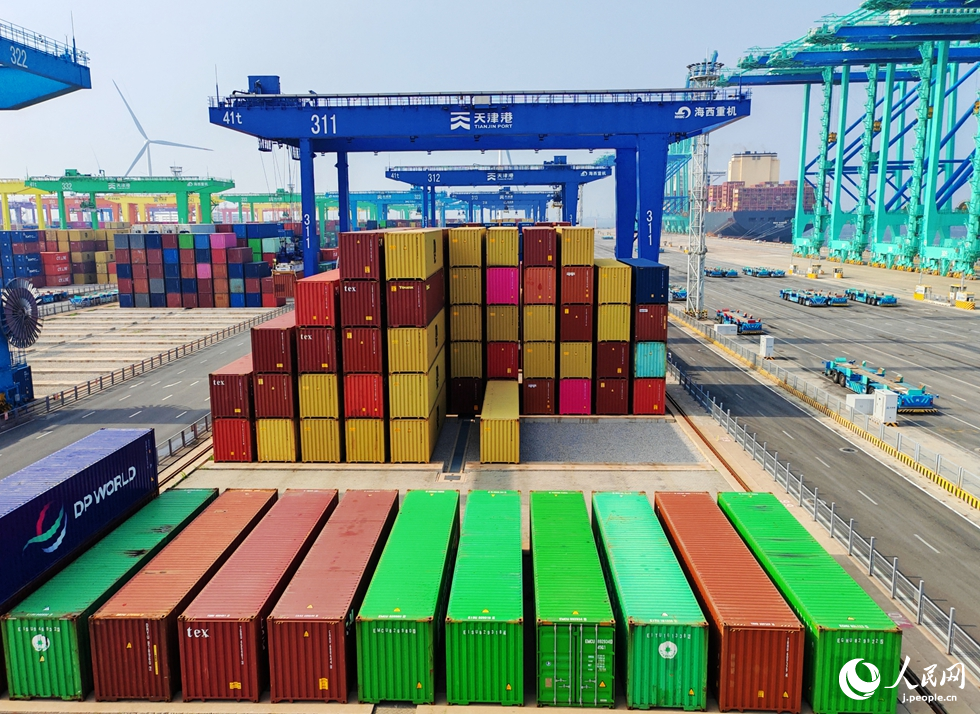 中国7月の物品貿易輸出入額　前年比6.7％増で年間最高を更新