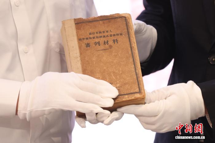 中国侵略日本軍南京大虐殺遭難同胞紀念館に文化財・史料100点以上が寄贈