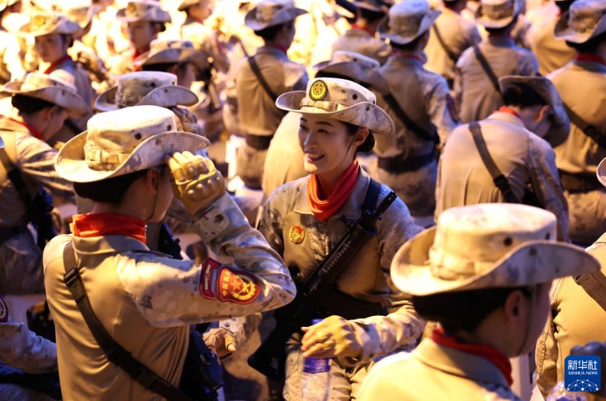 軍事パレード開始前の様子を捉えた写真の数々　北京市