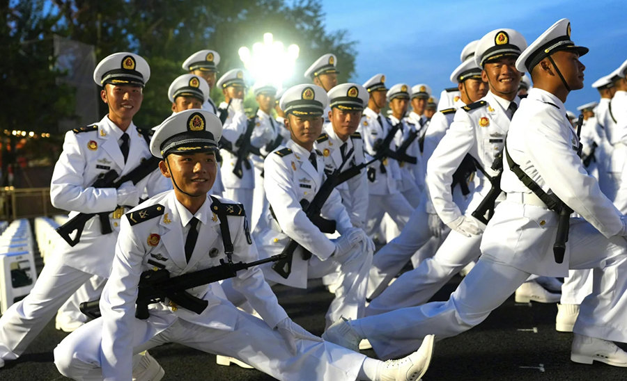 軍事パレード開始前の様子を捉えた写真の数々　北京市