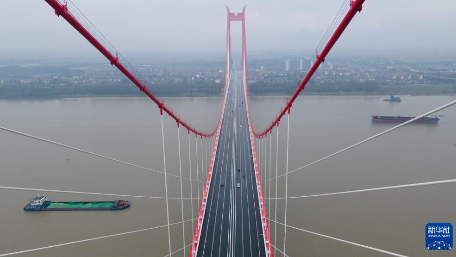 銅陵長江三橋が開通　安徽省