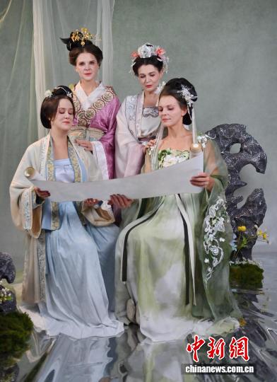 外国人観光客にも人気集める漢服撮影　吉林省長春