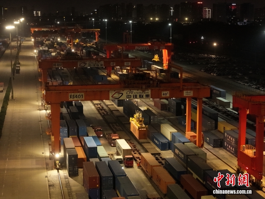 独ハンブルク直行「全行程ダイヤ」中欧班列が発車