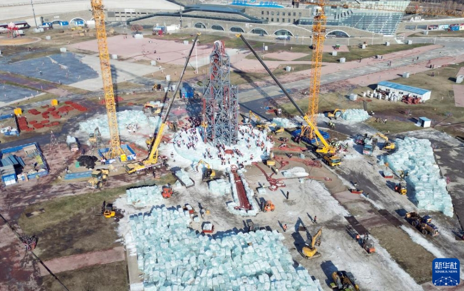 第27回哈爾浜氷雪大世界が設営スタート