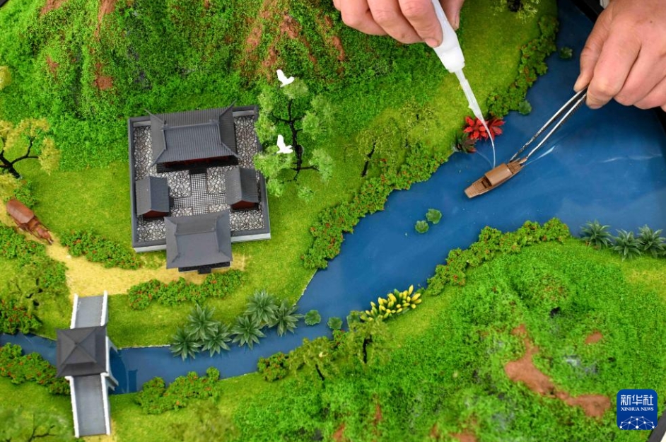 ジオラマが現地の農村振興の原動力に　河北省平山