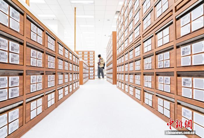 香港初の中医学病院が段階的サービスをスタート