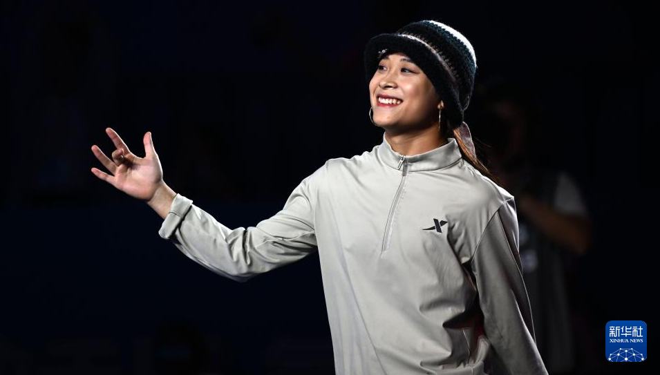 世界ブレイキン選手権で中国人チャンピオン誕生17歳の郭朴選手                    中国ブレイキン（ブレイクダンス）女子の若きリーダーと目されている17歳の郭朴選手（ダンサー名「ROYAL」）が、このほど日本福岡県で開催された世界ブレイキン選手権2025久留米で優勝し、同選手権で初の中国人チャンピオンが誕生した。詳細>