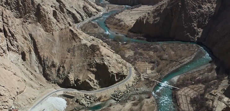 母なる川「タリム川」