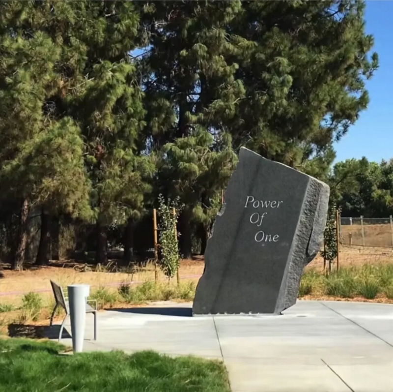 2019年に造成された米カリフォルニア州サンノゼ市にある「張純如記念公園」。設計士のリチャード・ドイチュ氏は、同公園のテーマを「The Power of One」としている。