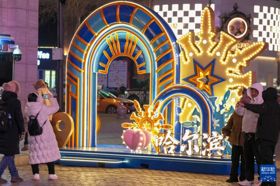 百年の歴史ある冬の目抜き通りをそぞろ歩き　黒竜江省哈爾浜