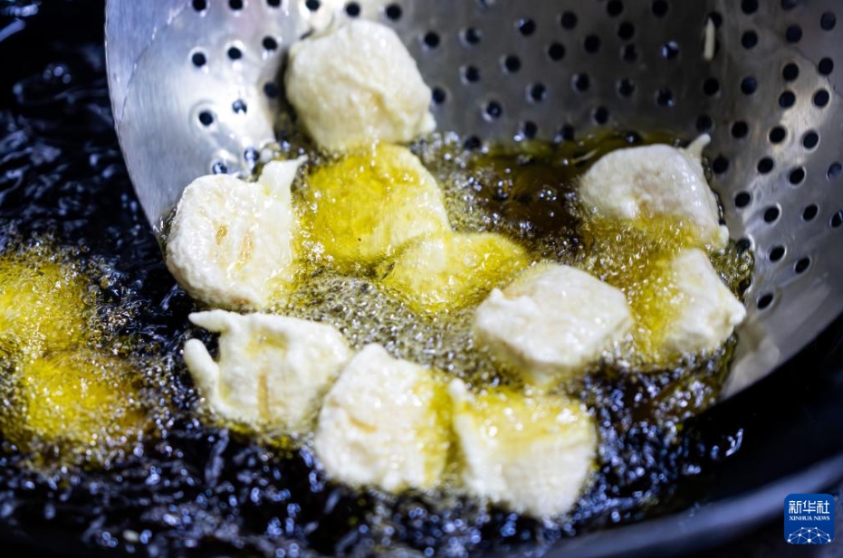 地元産の米と大豆、湧き水で作り上げた伝統グルメ　四川省広元