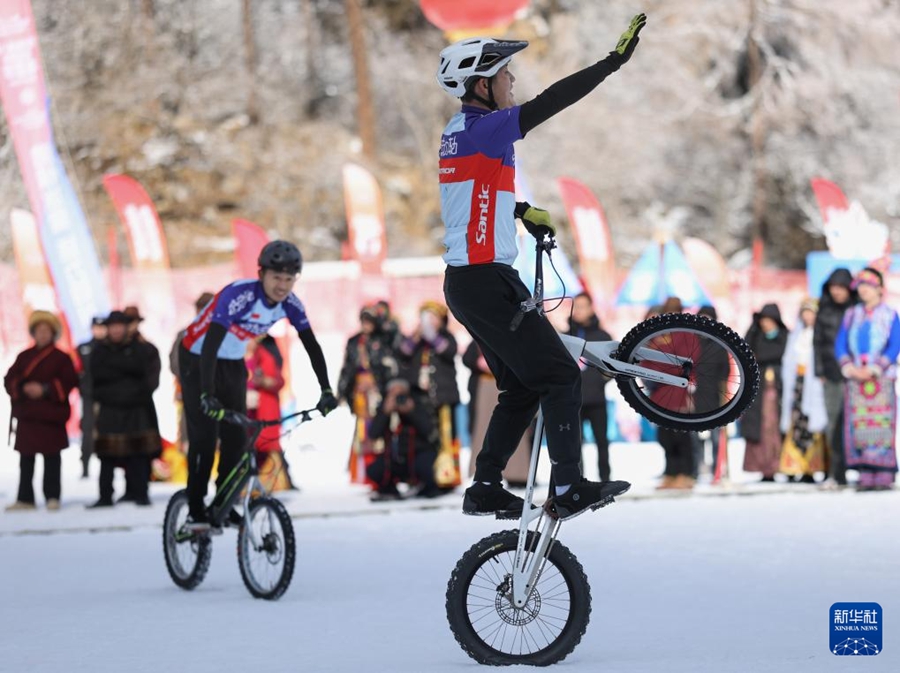 ウィンタースポーツを楽しむイベントが四川省で開幕