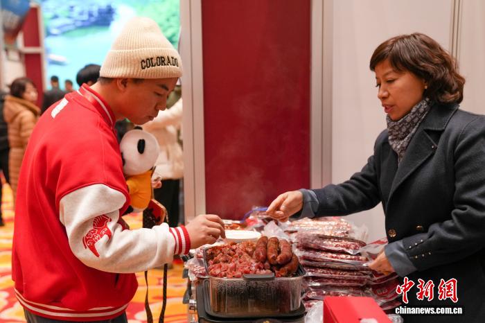 四川冬季観光・年越し用品PRイベントが北京で開催