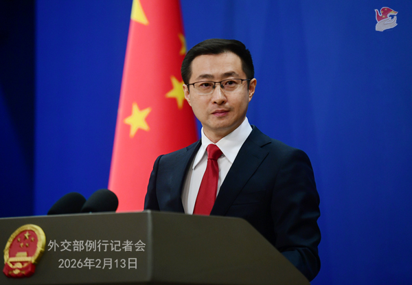 外交部報道官が記者会見で春節に向けた挨拶