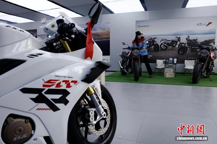 張雪機車製品が人気、優勝同型モデル「820RR」の納車は最短7月　上海