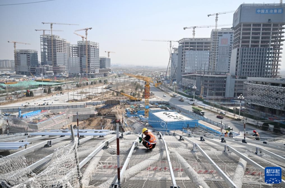 順調に進む雄安新区スタートエリア都市文化広場プロジェクト建設　河北省