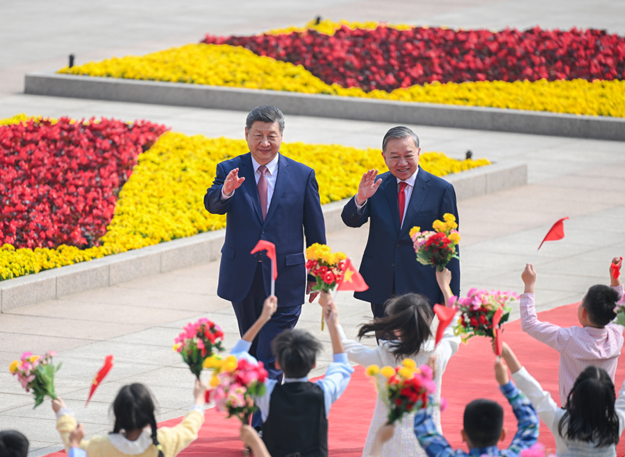 習近平国家主席がベトナムのトー・ラム国家主席と会談