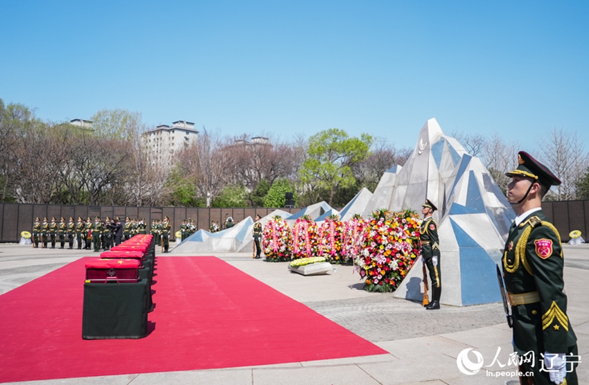 13回目となる在韓中国人民志願軍烈士の埋葬式　遼寧省瀋陽