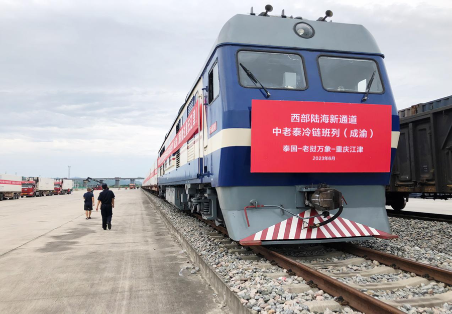 資料写真：ドリアン専用列車（撮影・王保良）