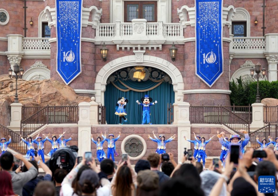 上海ディズニーランドが開園10周年記念イベント