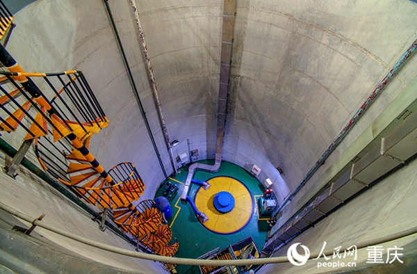  鶏冠石汚水処理場の処理水を利用した発電施設（撮影・劉泓源）。