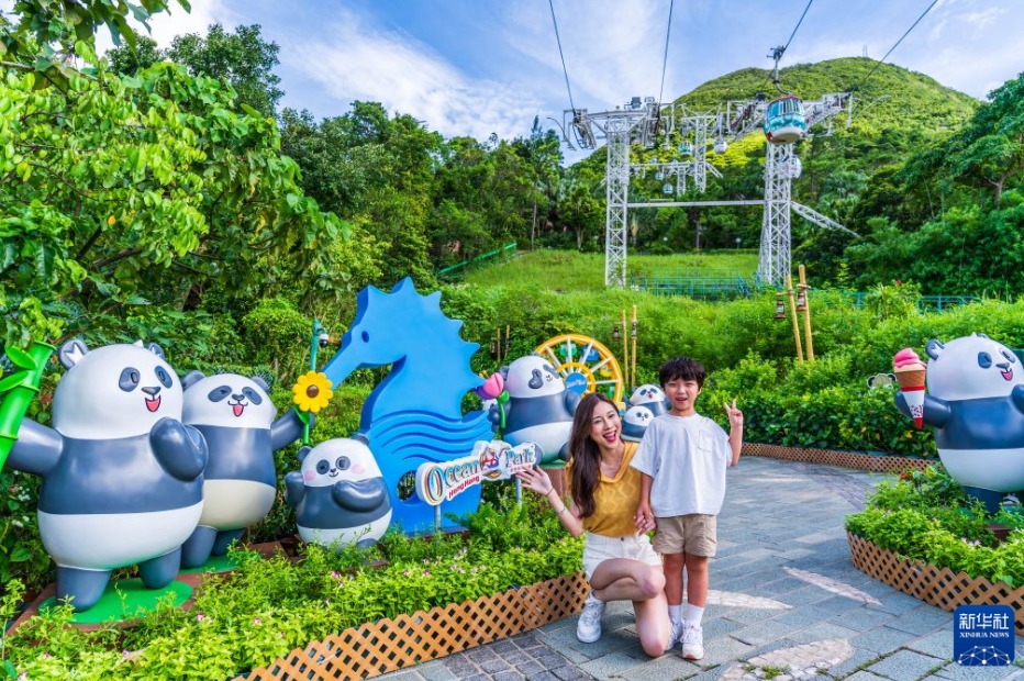 香港海洋公園でパンダ6頭の誕生日イベント開催中