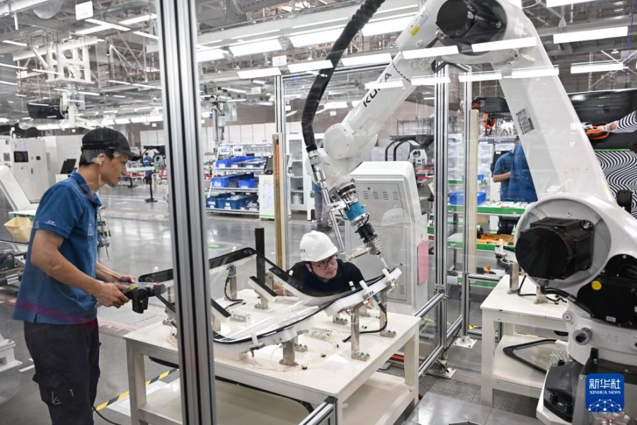 小鵬匯天の空飛ぶクルマ量産工場、1000基目の電動推進ユニットがラインオフ