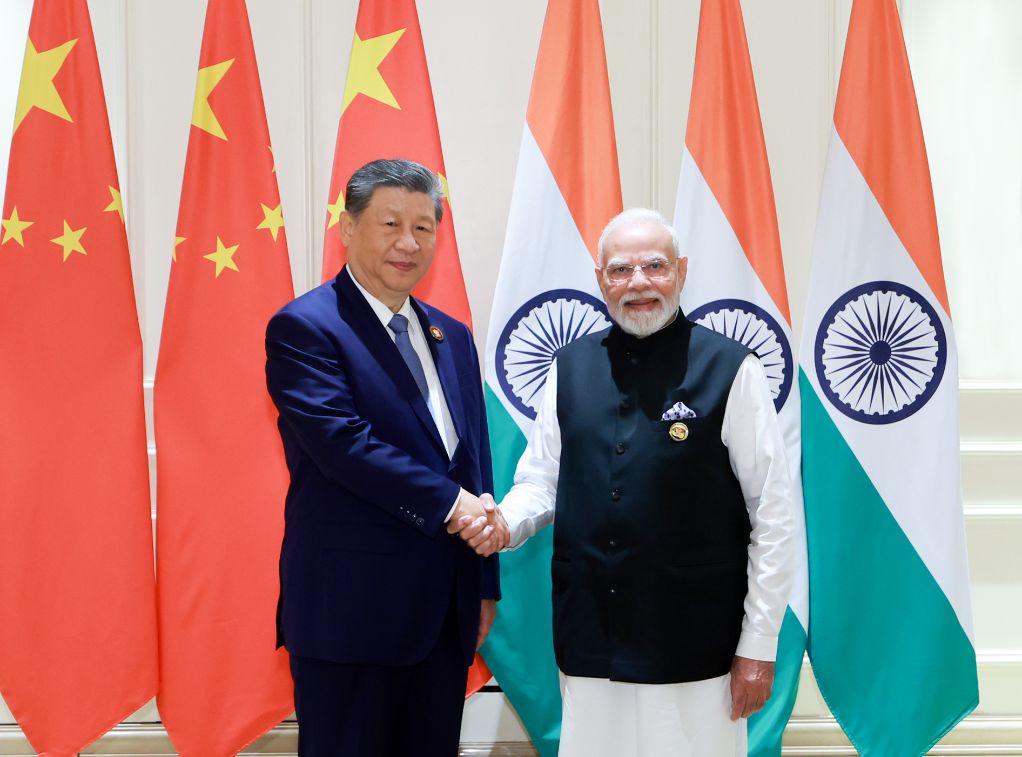 習近平国家主席がインドのモディ首相と会談