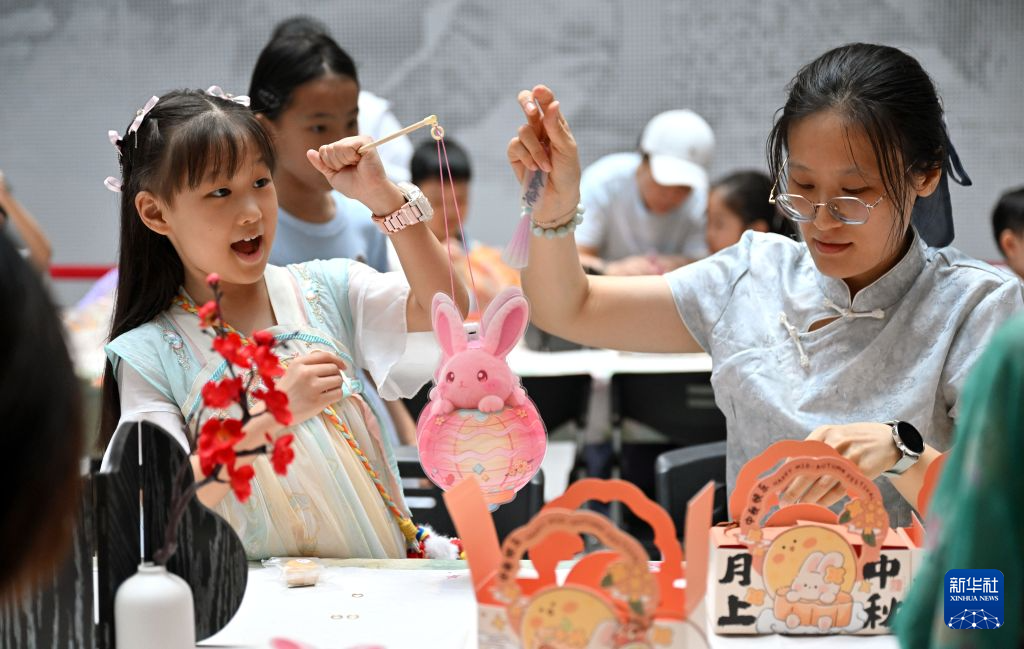 中国各地で中秋節祝う各種イベント
