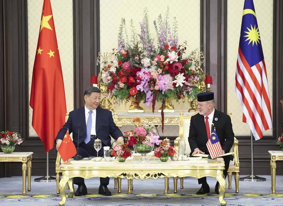 習近平国家主席がマレーシアのイブラヒム国王と会談