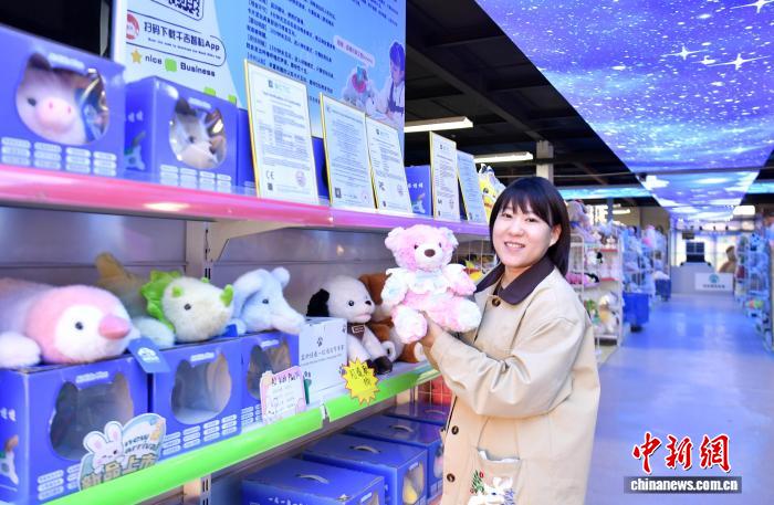 AIが100億元規模のぬいぐるみ産業の発展を推進　河北省雄安新区