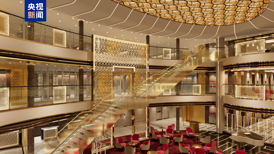 △ 「愛達・花城」号の愛達広場。